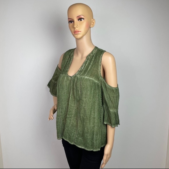 Cold  Shoulder Scoop Neck Ruffle Green Blouse - Picture 3 of 12